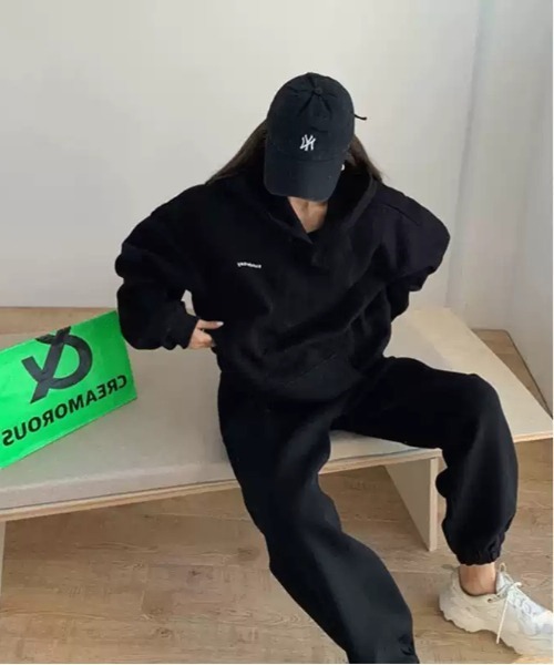 gossip!ロサンゼルス(ゴシップロサンゼルス)の「ビッグシルエット パーカー&スウェットワイドパンツ ルームウェア セットアップ 【裏起毛/普段着でもルームウェアでも】(ルームウェア/パジャマ・レディース・ベージュ/ブラック・FREE)」の4枚目の写真