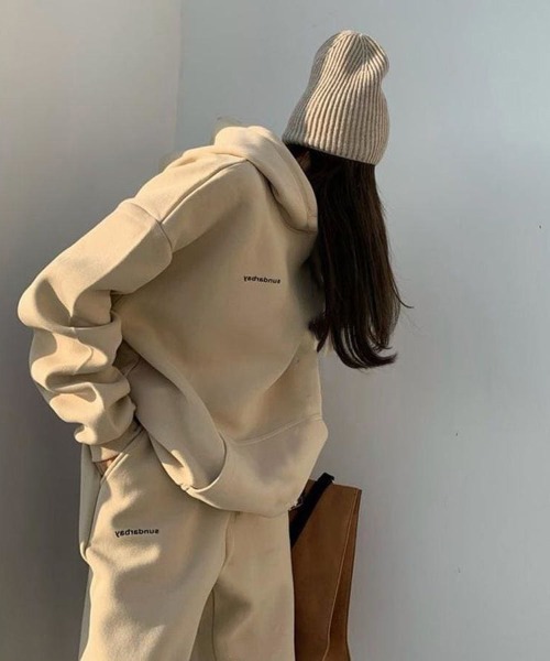 gossip!ロサンゼルス(ゴシップロサンゼルス)の「ビッグシルエット パーカー&スウェットワイドパンツ ルームウェア セットアップ 【裏起毛/普段着でもルームウェアでも】(ルームウェア/パジャマ・レディース・ベージュ/ブラック・FREE)」の11枚目の写真