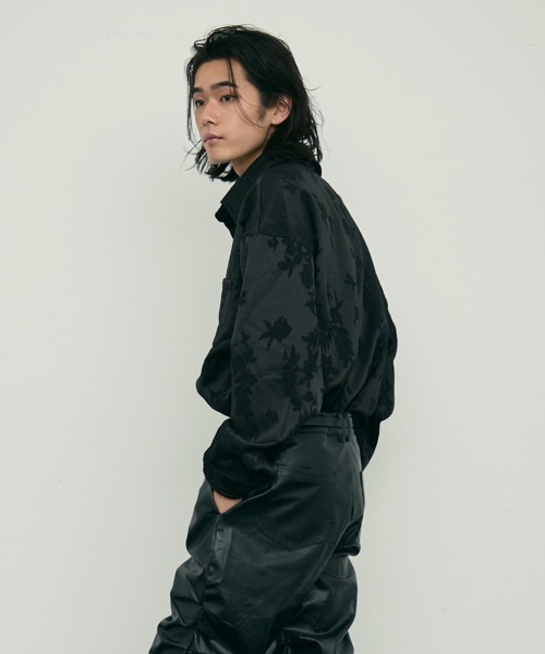 Shoowtime(ショウタイム)の「Botanical pattern back velor regular collar l/s shirt / ボタニカルパターン裏ベロアレギュラーカラー長袖シャツ(シャツ/ブラウス・メンズ・ブラック/ホワイト・MEDIUM/X-LARGE/LARGE)」の18枚目の写真