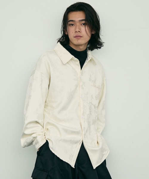 Shoowtime(ショウタイム)の「Botanical pattern back velor regular collar l/s shirt / ボタニカルパターン裏ベロアレギュラーカラー長袖シャツ(シャツ/ブラウス・メンズ・ブラック/ホワイト・MEDIUM/X-LARGE/LARGE)」の7枚目の写真