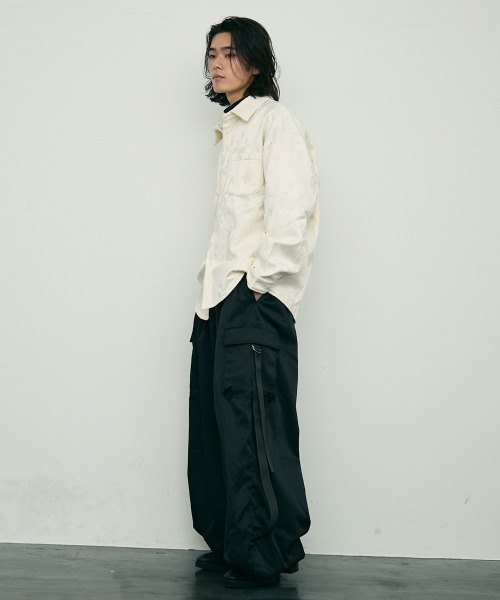 Shoowtime(ショウタイム)の「Botanical pattern back velor regular collar l/s shirt / ボタニカルパターン裏ベロアレギュラーカラー長袖シャツ(シャツ/ブラウス・メンズ・ブラック/ホワイト・MEDIUM/X-LARGE/LARGE)」の10枚目の写真