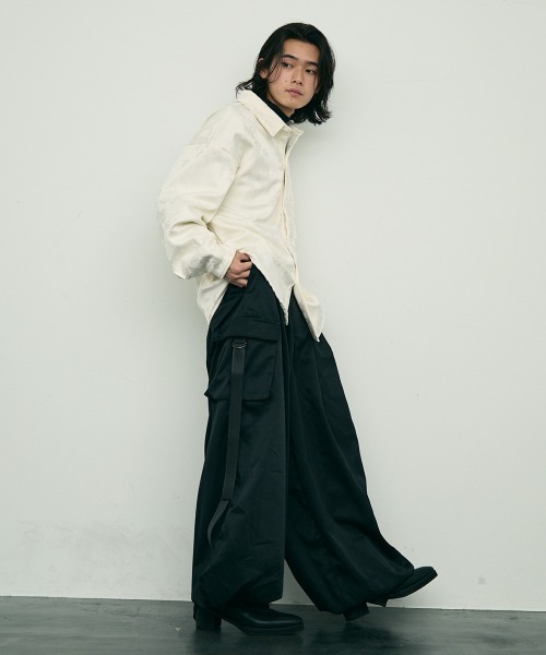 Shoowtime(ショウタイム)の「Botanical pattern back velor regular collar l/s shirt / ボタニカルパターン裏ベロアレギュラーカラー長袖シャツ(シャツ/ブラウス・メンズ・ブラック/ホワイト・MEDIUM/X-LARGE/LARGE)」の12枚目の写真