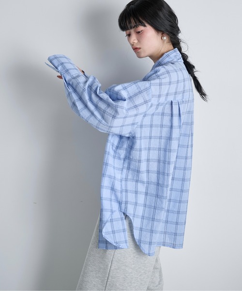 THE YOn（ザヨン）の「ビッグボウタイグラフチェックシャツ（シャツ/ブラウス・レディース・オフホワイト/サックスブルー/ブラウン・FREE）」の5枚目の写真