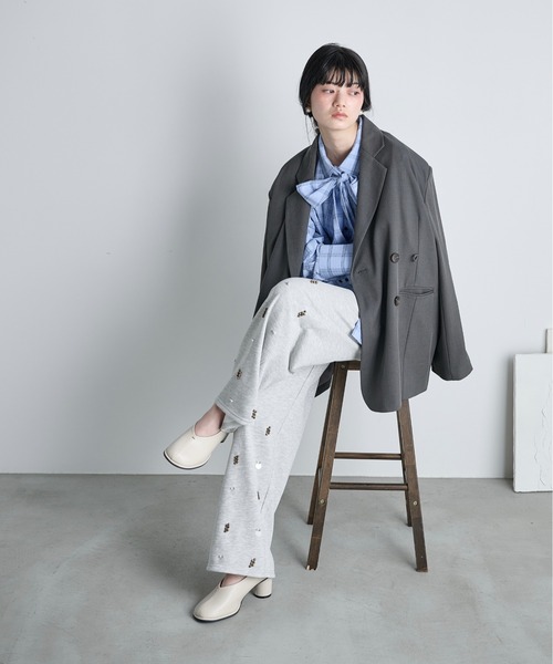 THE YOn（ザヨン）の「ビッグボウタイグラフチェックシャツ（シャツ/ブラウス・レディース・オフホワイト/サックスブルー/ブラウン・FREE）」の14枚目の写真