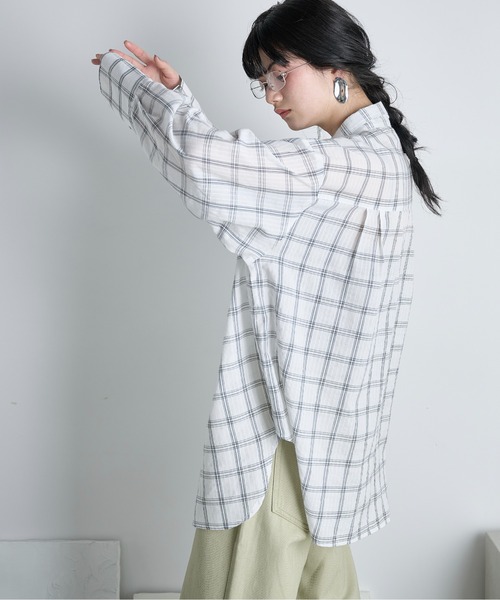 THE YOn（ザヨン）の「ビッグボウタイグラフチェックシャツ（シャツ/ブラウス・レディース・オフホワイト/サックスブルー/ブラウン・FREE）」の22枚目の写真