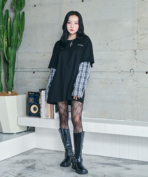 ANDGEEBEE（アンジービー）の「UNISEX シャツレイヤードロンT（Tシャツ/カットソー・レディース・ブラック/グレー・FREE）」の4枚目の写真