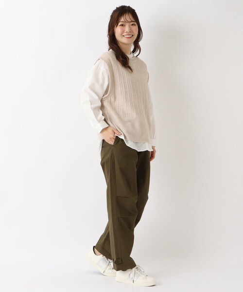 one'sterrace(ワンズテラス)の「柄編み ニットベストブラウスアンサンブル(ベスト・レディース・ベージュ系その他7/グレー系その他7/ブルー系その他7・02)」の7枚目の写真