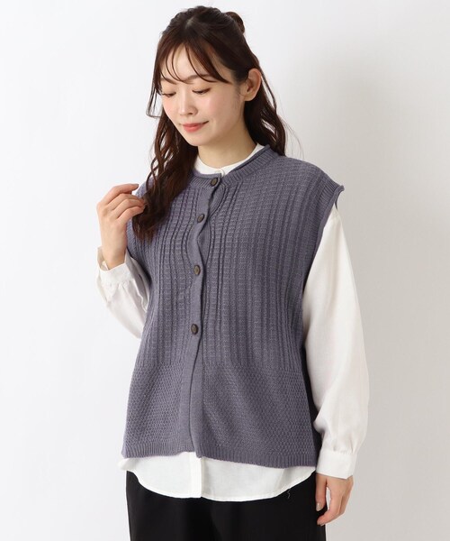 one'sterrace(ワンズテラス)の「柄編み ニットベストブラウスアンサンブル(ベスト・レディース・ベージュ系その他7/グレー系その他7/ブルー系その他7・02)」の5枚目の写真