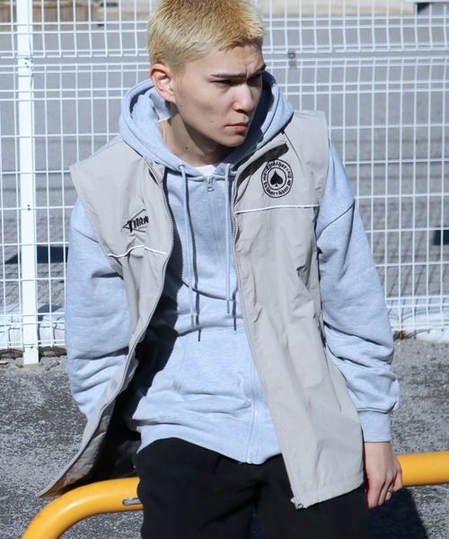 THRASHER（スラッシャー）の「【THRASHER/スラッシャー】リラックスフィット 刺繍ロゴ ナイロンベスト（ベスト・メンズ・ネイビー/ブラック/ライトグレー/チャコールグレー・M/L/XL）」の17枚目の写真