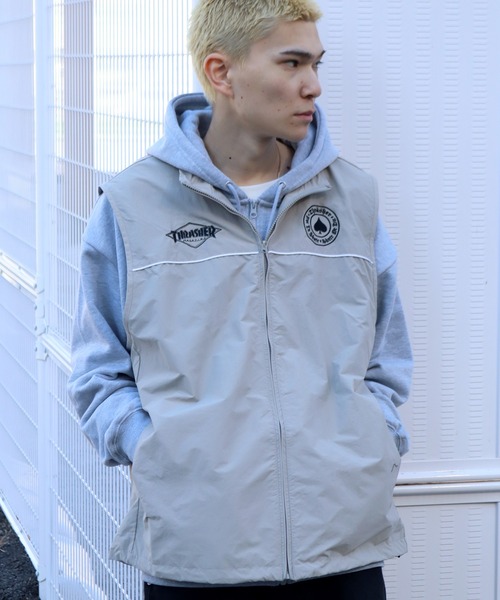 THRASHER（スラッシャー）の「【THRASHER/スラッシャー】リラックスフィット 刺繍ロゴ ナイロンベスト（ベスト・メンズ・ネイビー/ブラック/ライトグレー/チャコールグレー・M/L/XL）」の19枚目の写真