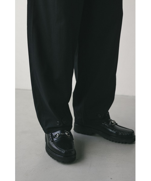STYLEMIXER（スタイルミキサー）の「フロントベルトタックイージーパンツ（その他パンツ・メンズ・ライトカーキ/ブラック・MEDIUM/LARGE）」の11枚目の写真