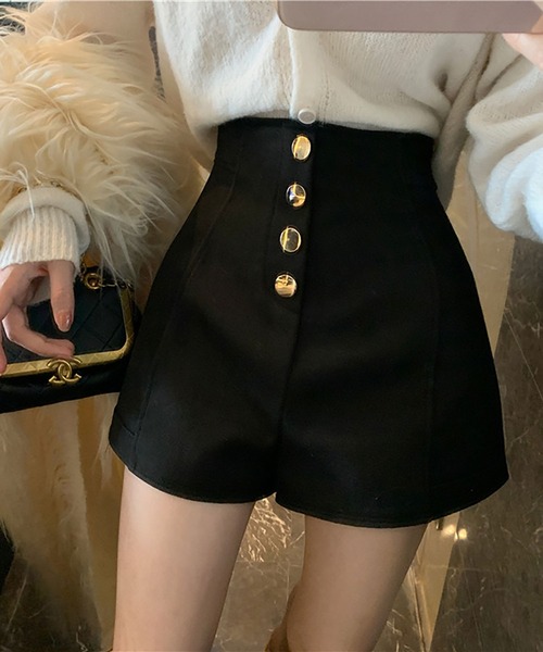 Asterellivi（アステレリビ）の「ハイウエストショートパンツ（その他パンツ・レディース・ライトベージュ/ブラック・S/M/L）」の5枚目の写真