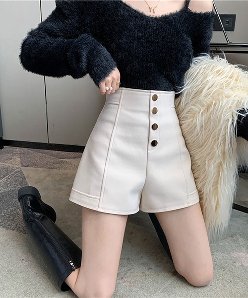 Asterellivi（アステレリビ）の「ハイウエストショートパンツ（その他パンツ・レディース・ライトベージュ/ブラック・S/M/L）」の7枚目の写真