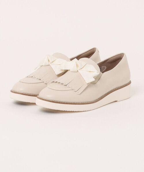 LUGG NAGG（ラグナグ）の「【maschietta】【晴雨兼用】リボンつきタッセルローファー【撥水加工】（パンプス・レディース・オフホワイト/シルバー/ブラック・22.5cm/23.0cm/23.5cm/24.0cm/24.5cm）」の22枚目の写真