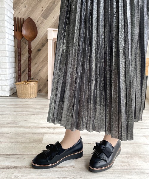 LUGG NAGG（ラグナグ）の「【maschietta】【晴雨兼用】リボンつきタッセルローファー【撥水加工】（パンプス・レディース・オフホワイト/シルバー/ブラック・22.5cm/23.0cm/23.5cm/24.0cm/24.5cm）」の10枚目の写真