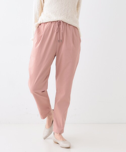 SHOO・LA・RUE（シューラルー）の「【洗える/美脚シルエット】綿ストレッチイージーテーパードパンツ（その他パンツ・レディース・ブラック/カーキ/ベージュ/ピンク系・01/02/03/04/05/10）」の9枚目の写真