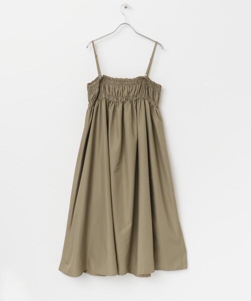 ITEMS URBANRESEARCH（アイテムズ アーバンリサーチ）の「シャーリングキャミワンピース（ワンピース・レディース・ブラック/ベージュ・FREE）」の20枚目の写真