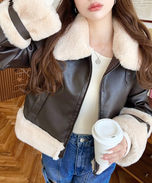 セール】フェイクレザー×フェイクファームートン風裏地キルトフライト