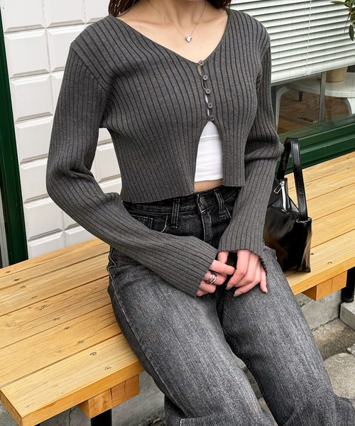 LE MORE（リモア）の「ボタンリブショートカーディガン（カーディガン/ボレロ・レディース・ブラック/アイボリー/ブルー/チャコール・FREE）」の14枚目の写真