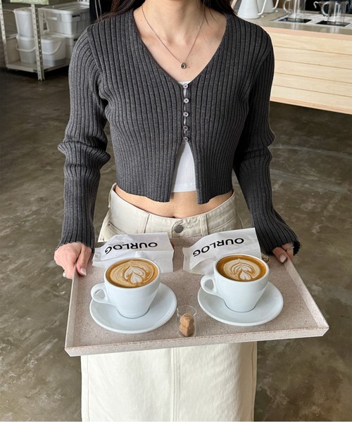 LE MORE（リモア）の「ボタンリブショートカーディガン（カーディガン/ボレロ・レディース・ブラック/アイボリー/ブルー/チャコール・FREE）」の18枚目の写真