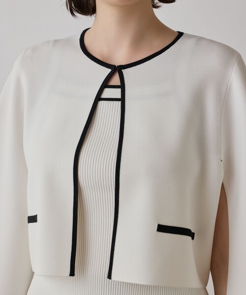 GRACE CONTINENTAL（グレースコンチネンタル）の「バイカラースリットニットカーディガン（カーディガン/ボレロ・レディース・ブラック/ブルー/ホワイト・36）」の11枚目の写真