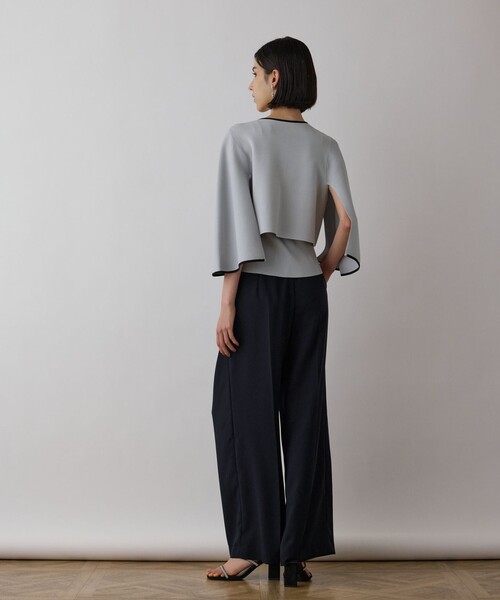 GRACE CONTINENTAL（グレースコンチネンタル）の「バイカラースリットニットカーディガン（カーディガン/ボレロ・レディース・ブラック/ブルー/ホワイト・36）」の16枚目の写真