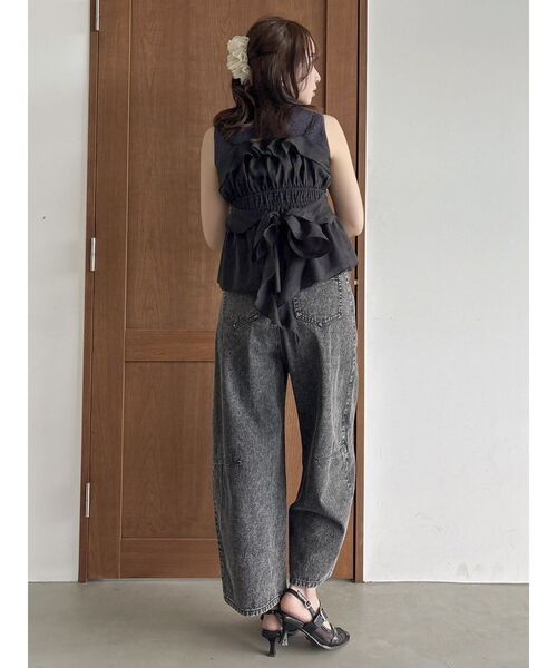 dazzlin(ダズリン)の「2WAYフルイドペプラムビスチェ(キャミソール・レディース・ブルー/アイボリー/ブラック/オレンジ・FREE)」の8枚目の写真