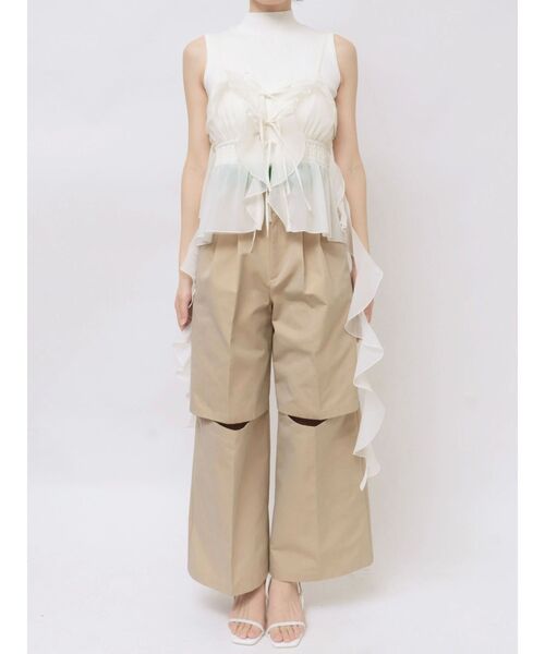 dazzlin(ダズリン)の「2WAYフルイドペプラムビスチェ(キャミソール・レディース・ブルー/アイボリー/ブラック/オレンジ・FREE)」の17枚目の写真