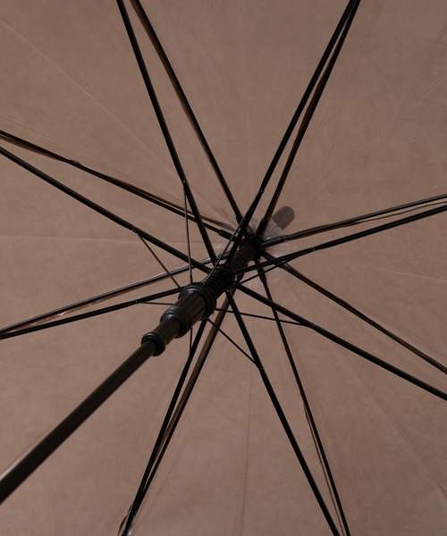 COLONY 2139(コロニートゥーワンスリーナイン)の「パイピングカラービニール傘 65cm(長傘・レディース・ブラック/ブラウン/ネイビー・FREE)」の8枚目の写真