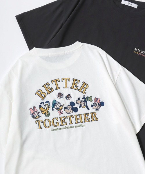 Disney(ディズニー)の「Disney/ディズニー オーバーサイズ ミッキ キャラクター サガラ フロッキー 刺繍 半袖Tシャツ(Tシャツ/カットソー・レディース・アッシュグレー/パープル系その他/イエロー系その他/ブルー系その他2/ブルー系その他3/ブラック系その他/ベージュ系その他/グリーン系その他/スミクロ/ブルー系その他/グレー系その他2/グリーン系その他3/レッド/ホワイト/ピンク系その他/ブラック系その他3/パープル系その他2/グリーン系その他2/グレー系その他/ブラック系その他2/ホワイト系その他2/ホワイト系その他/ブラック系その他4/ブラック系その他5・M/L)」の3枚目の写真