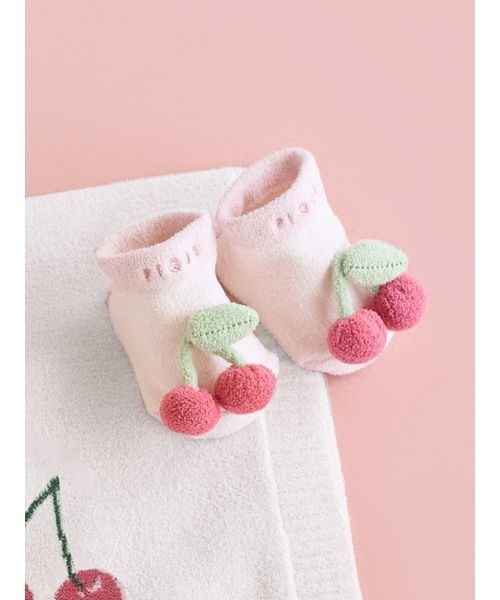 【新品未使用】GELATO PIQUE パステルピンク♡ 上下セット gelato pique♡上下セット ジェラピケチェリーケーキ柄ルーム