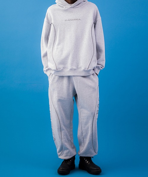WIND AND SEA(ウィンダンシー)の「Piping Sweat Pant(スウェットパンツ・メンズ・チャコールグレー/アッシュグレー/ブラック・SMALL/MEDIUM/LARGE/X-LARGE)」の3枚目の写真
