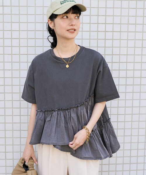 FREAK'S STORE(フリークスストア)の「裾フリル ピグメントTシャツ/異素材ドッキングTシャツ(Tシャツ/カットソー・レディース・オフホワイト/チャコールグレー/ピンク・フリ-)」の10枚目の写真
