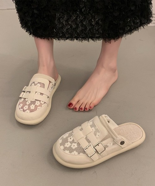 Lace Ladies(レースレディース)の「2WAYフラワー 刺繍 ベルト付き バックストラップ ミュール サンダル(サンダル・レディース・アイボリー・24.5cm/25cm/22.5cm/23cm/23.5cm/24cm)」の2枚目の写真
