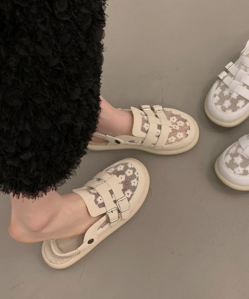 Lace Ladies(レースレディース)の「2WAYフラワー 刺繍 ベルト付き バックストラップ ミュール サンダル(サンダル・レディース・アイボリー・24.5cm/25cm/22.5cm/23cm/23.5cm/24cm)」の4枚目の写真