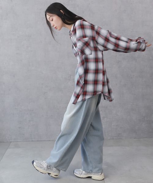 WEGO（ウィゴー）の「WEGO/チェックBIGシャツ（シャツ/ブラウス・レディース・ブラック/レッド/ピンク/ブラウン・FREE）」の17枚目の写真