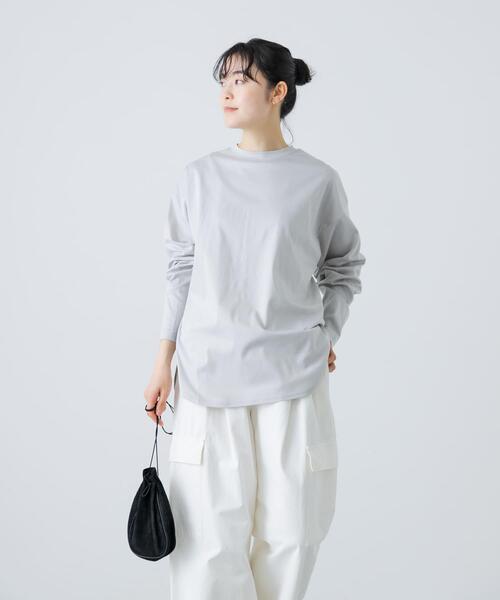 かぐれ（カグレ）の「コットンクルーネックカットソー（Tシャツ/カットソー・レディース・ライトグレー/オフホワイト・FREE）」の12枚目の写真