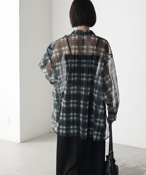 forksy.(フォルクシー)の「【forksy.】ルーズスリーブ シアーチェックビッグシャツ(シャツ/ブラウス・レディース・グリーン系/ネイビー系・FREE)」の8枚目の写真