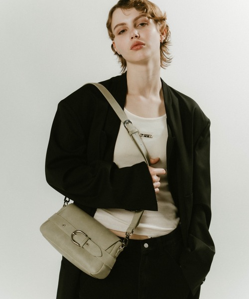 Knuth Marf（クヌースマーフ）の「front belt shoulder bag（ショルダーバッグ・レディース・レッド/ミント・ONE SIZE）」の6枚目の写真