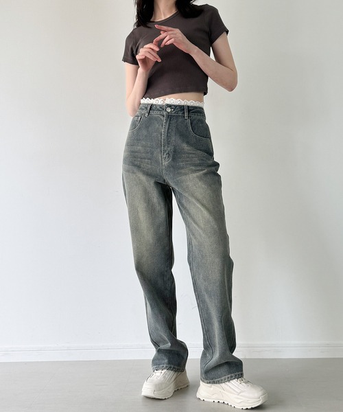 junoah（ジュノア）の「コットンレースストレートデニム（デニムパンツ・レディース・ブラック/ライトブルー・SMALL/MEDIUM/LARGE/X-LARGE）」の3枚目の写真