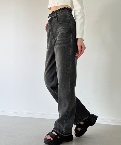 junoah（ジュノア）の「コットンレースストレートデニム（デニムパンツ・レディース・ブラック/ライトブルー・SMALL/MEDIUM/LARGE/X-LARGE）」の14枚目の写真