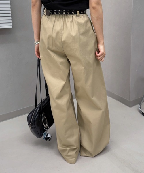 MEMECLE（メメクル）の「インボックスタックバギーパンツ（チノパンツ・レディース・ブラック/ベージュ・マルチサイズ）」の8枚目の写真