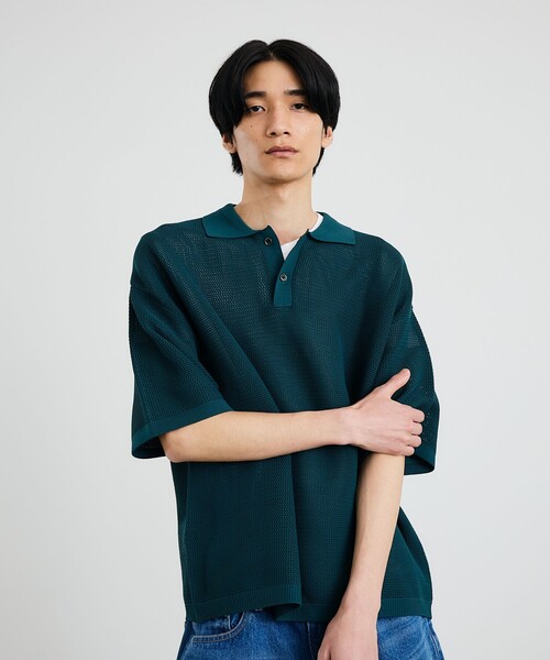 SHIPS（シップス）の「City Ambient Products:〈手洗い可能〉ポリエステル メッシュ ニット ショートスリーブ ポロ（ポロシャツ・メンズ・ブラック/ダークグリーン/オフホワイト/ダークグレー・SMALL/MEDIUM/LARGE）」の4枚目の写真