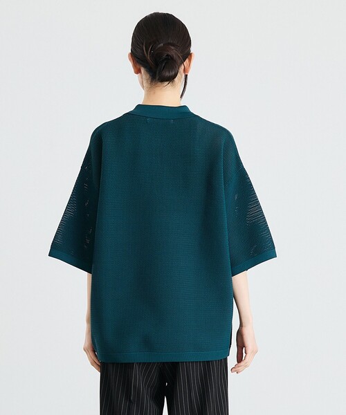 SHIPS（シップス）の「City Ambient Products:〈手洗い可能〉ポリエステル メッシュ ニット ショートスリーブ ポロ（ポロシャツ・メンズ・ブラック/ダークグリーン/オフホワイト/ダークグレー・SMALL/MEDIUM/LARGE）」の7枚目の写真