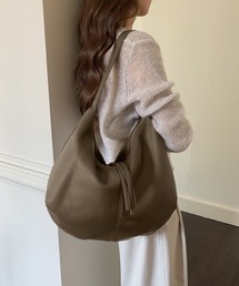 B.A.G. シンプル肩掛けバッグ