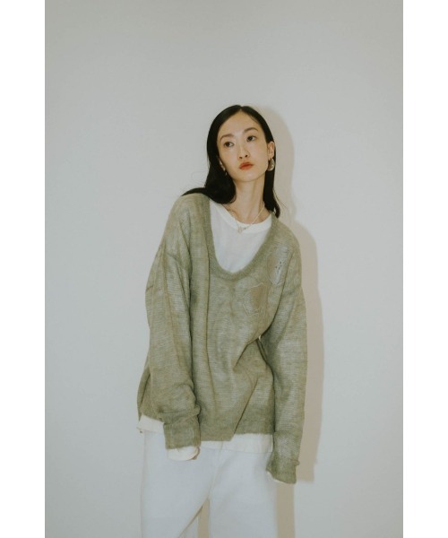 Knuth Marf（クヌースマーフ）の「embroidery sheer Uneck pullover(unisex)（スウェット・レディース・グレー・FREE）」の4枚目の写真