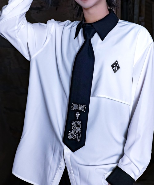 Amilige(アミリージュ)の「Bandage Bear刺繍ネクタイ(ネクタイ・メンズ・ブラック・FREE)」の1枚目の写真