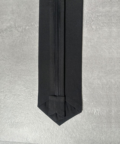 Amilige(アミリージュ)の「Bandage Bear刺繍ネクタイ(ネクタイ・メンズ・ブラック・FREE)」の5枚目の写真