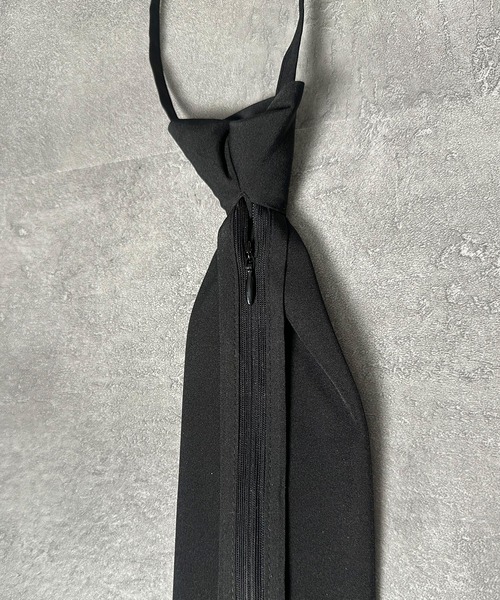 Amilige(アミリージュ)の「Bandage Bear刺繍ネクタイ(ネクタイ・メンズ・ブラック・FREE)」の7枚目の写真