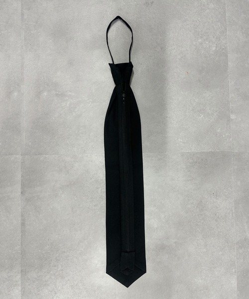 Amilige(アミリージュ)の「Bandage Bear刺繍ネクタイ(ネクタイ・メンズ・ブラック・FREE)」の4枚目の写真